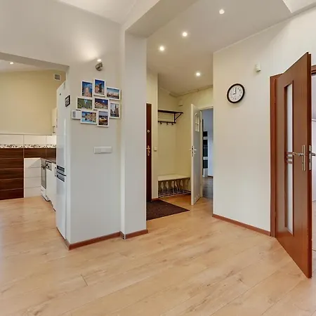 George Apartment *